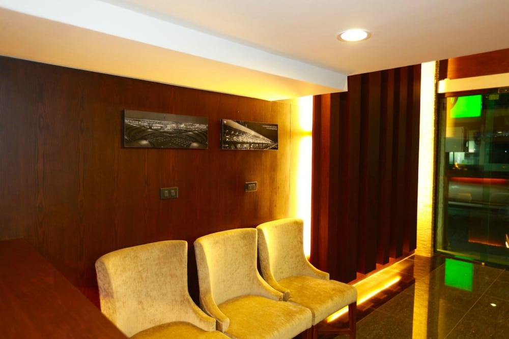 Collection O The Bangkok Airport Link Suite Buitenkant foto