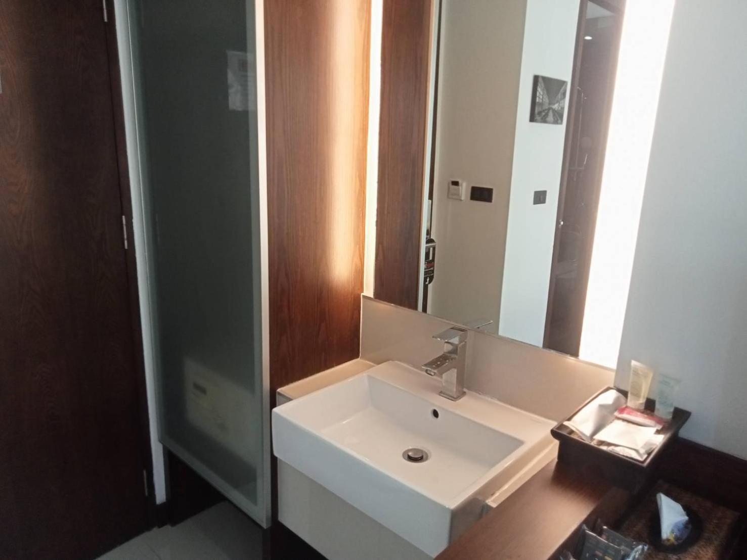 Collection O The Bangkok Airport Link Suite Buitenkant foto