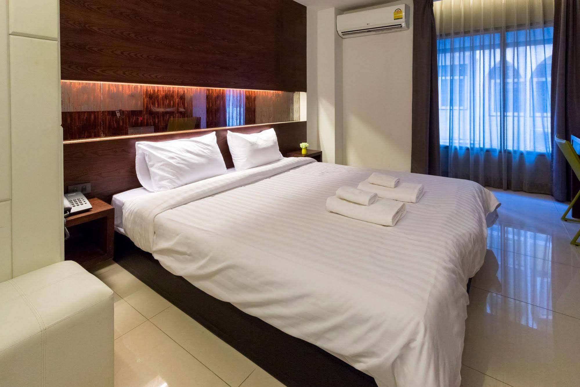 Collection O The Bangkok Airport Link Suite Buitenkant foto
